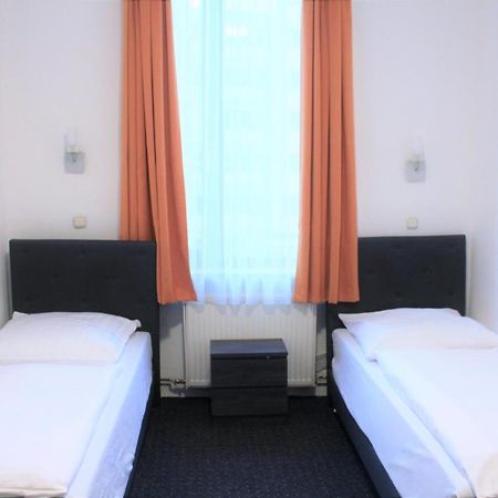 פרנקפורט Frankair Star Hotel Frankfurt City מראה חיצוני תמונה